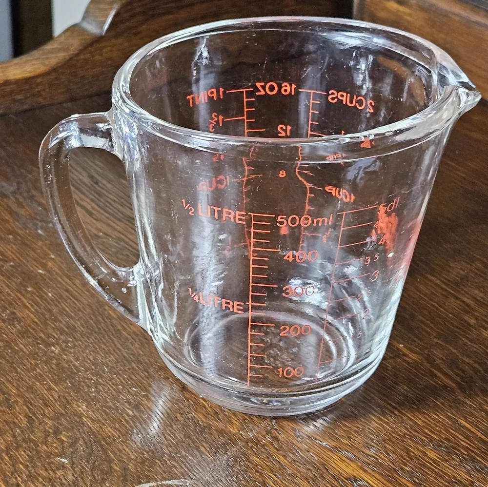 Fire King Anchor Hocking vintage measuring cup.